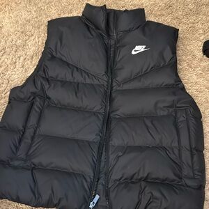 Nike puffer vest